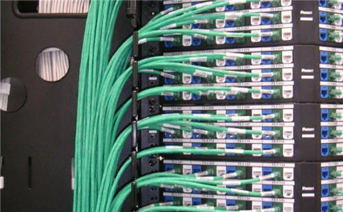 崇州專(zhuān)業(yè)網(wǎng)絡(luò)工程與網(wǎng)絡(luò)改造收費(fèi)指南 軟硬件一體化服務(wù)解析